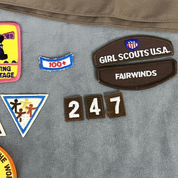 Vintage Girl Scouts Brownie Sash Badges 1980s Trefoil Pin Lot Rainbow Panda - Picture 4 of 9